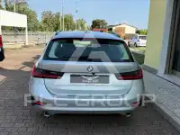 2021 BMW 320