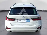 2021 BMW 320
