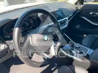 2021 BMW 320