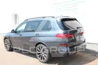 2021 BMW X7