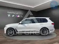 2021 BMW X7