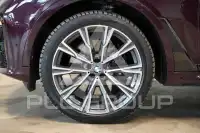 2021 BMW X7
