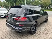 2021 BMW X7