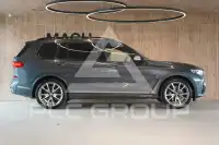 2021 BMW X7