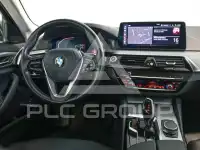 2021 BMW 520