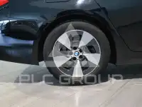 2021 BMW 520