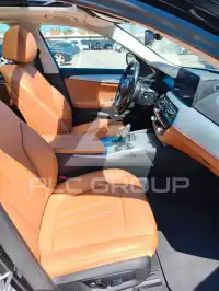 2021 BMW 520