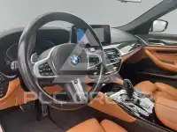 2021 BMW 520