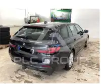 2021 BMW 520