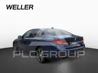 2021 BMW 520