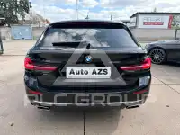 2021 BMW 520