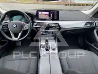 2021 BMW 520