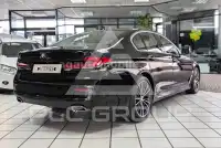 2021 BMW 520