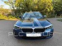 2021 BMW 520