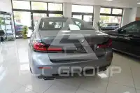 2021 BMW 520