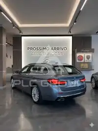 2021 BMW 520