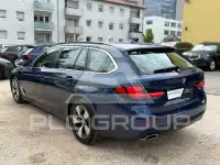2021 BMW 520