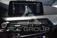 2021 BMW 520