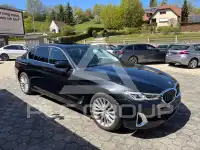 2021 BMW 520