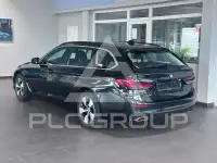 2021 BMW 520