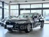 2021 BMW 520