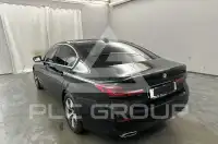 2021 BMW 520