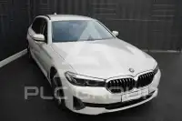 2021 BMW 520