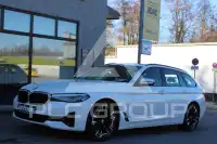 2021 BMW 520