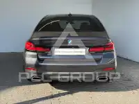 2021 BMW 520