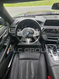 2021 BMW 730