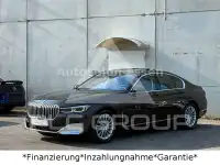 2021 BMW 730