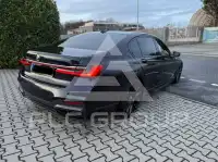 2021 BMW 730