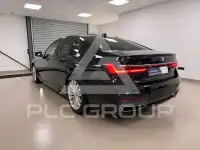 2021 BMW 730