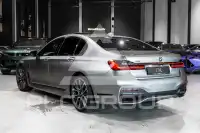 2021 BMW 730