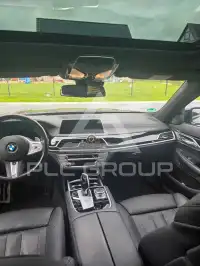 2021 BMW 730