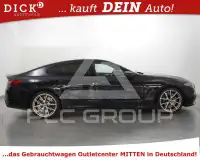 2021 BMW M8