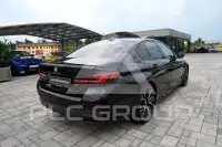 2021 BMW 550M