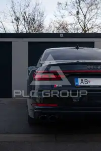 2021 Audi S8