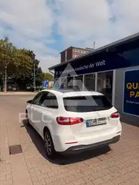 2021 Mercedes Benz B 200