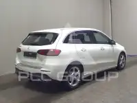 2021 Mercedes Benz B 200