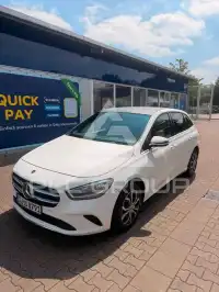 2021 Mercedes Benz B 200