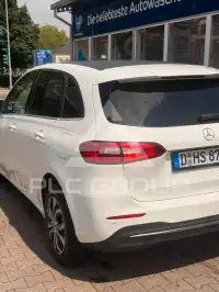 2021 Mercedes Benz B 200