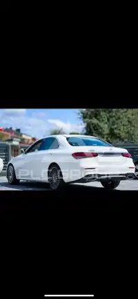 2021 Mercedes Benz E 300