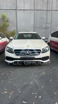 2021 Mercedes Benz E 200
