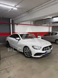 2021 Mercedes Benz E 200