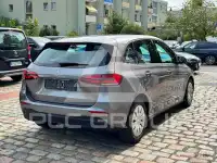 2021 Mercedes Benz B 180