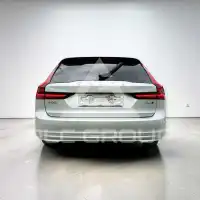 2021 Volvo V90