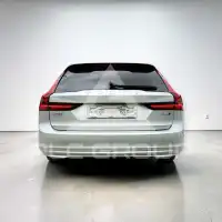 2021 Volvo V90