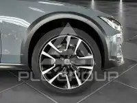 2021 Volvo V90