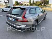 2021 Volvo V90